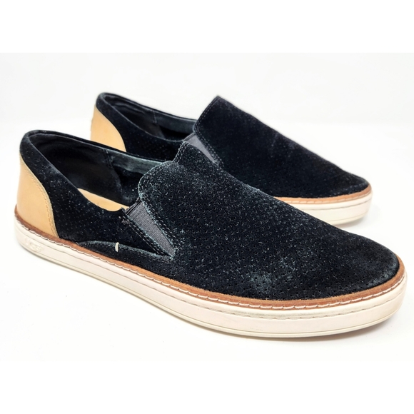 UGG Adley slip on Black Perforated slip on Sneakers - Picture 1 of 8
